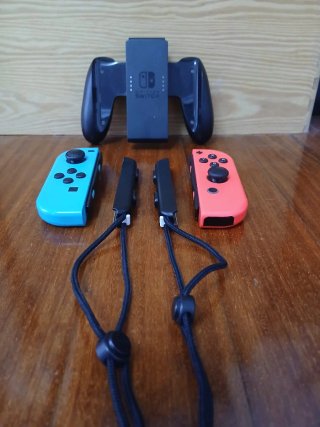 Nintendo Switch Completo con Accesorios y juegos