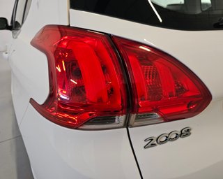 Peugeot 2008 1.6 e-HDi Active 92cv ETG6 Automático