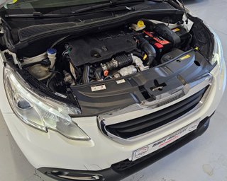 Peugeot 2008 1.6 e-HDi Active 92cv ETG6 Automático