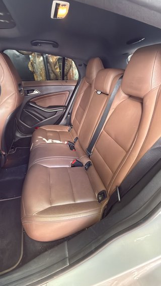 Mercedes CLA 200 Shooting Brake Cuero y con Techo