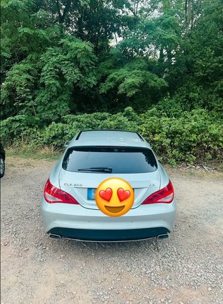 Mercedes CLA 200 Shooting Brake Cuero y con Techo