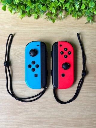 COMO NUEVA!! Nintendo Switch + Accesorios + Juego
