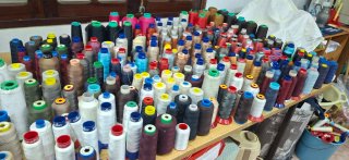 Lote bobinas hilos para remalladora overlock