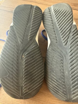 Zapatillas Adidas Azul y Rojo