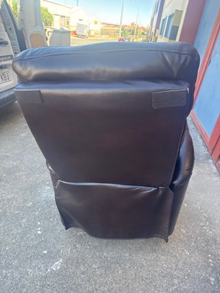 Sillón de cuero marron