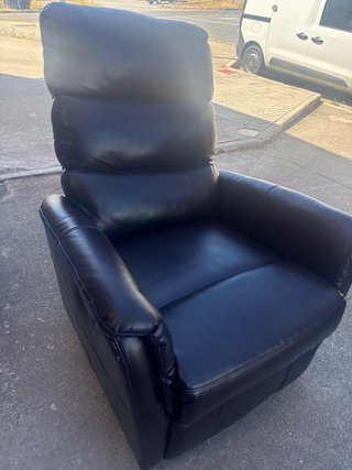 Sillón de cuero marron