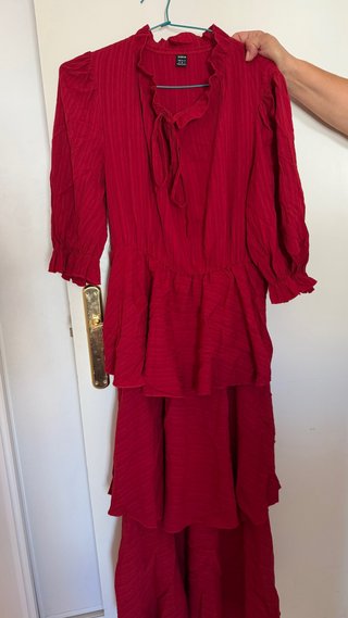 Vestido SHEIN rojo manga media largo