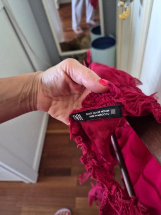 Blusa Zara gasa roja volantes