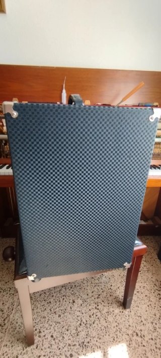 Ampeg B100 RU Amplificador Bajo 15 150W