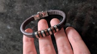 Pulsera Lotus Cuero Marrón y Metal