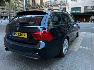 BMW 318d Touring – LCI M-Paket – Techo panorámico