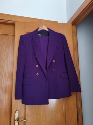 Americana Zara Morado Doble Botonadura