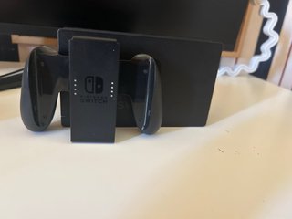 Nintendo Switch 1 + Accesorios