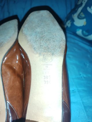 Zapatos de tacón marrones charol El Corte Inglés