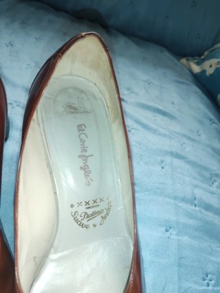Zapatos de tacón marrones charol El Corte Inglés