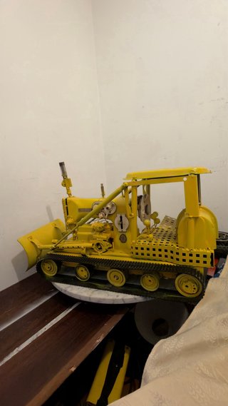 Bulldozer hecha a mano de Máquina Coser Singer