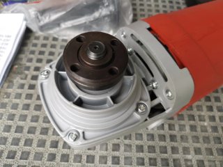 Amoladora angular 230 mm Stayer de 2600w