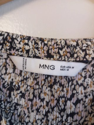 Blusa Mango Estampada Volantes Talla M