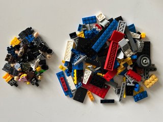 Lotto pezzi e minifigure compatibili Lego