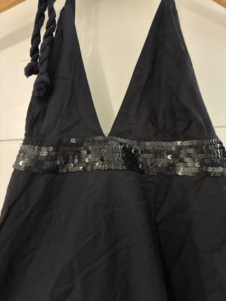 Vestido negro Stradivarius con lentejuelas
