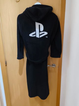 Bata infantil PlayStation negra