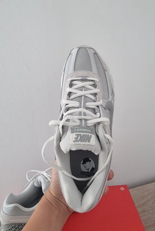 Nike Zoom Vomero 5 SE T42