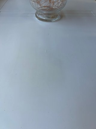 Mesa comedor y 6 sillas de ratán y madera