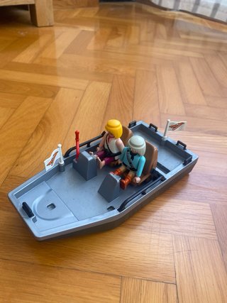 Lancha Playmobil con figuras