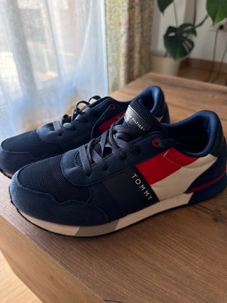 Zapatillas Tommy Hilfiger Azul y Rojo