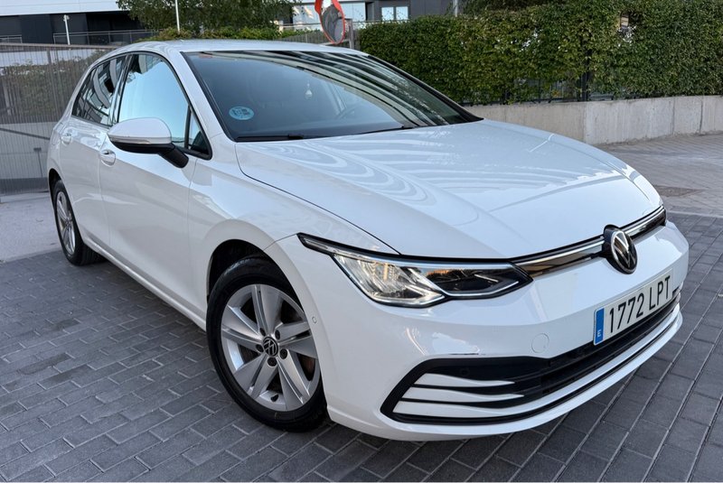 Volkswagen Golf 5 ptas. Life 2.0 TDI 2021