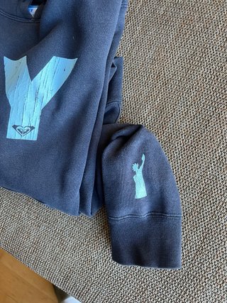 Sudadera Roxy NY Edición Limitada