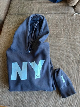 Sudadera Roxy NY Edición Limitada