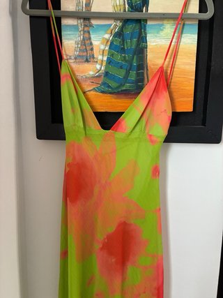 Vestido midi Zara estampado verde y coral XS