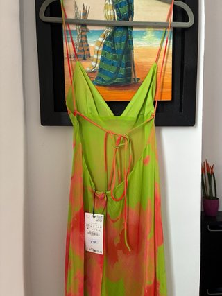 Vestido midi Zara estampado verde y coral XS