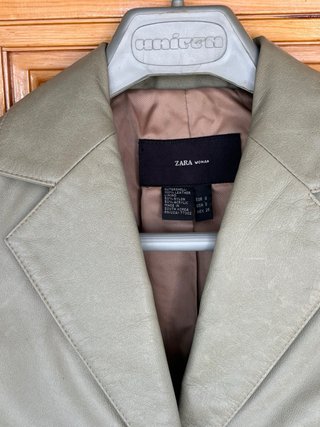 Abrigo 3/4 estilo trench en 100% PIEL BOVINA Zara