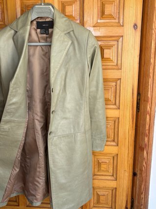 Abrigo 3/4 estilo trench en 100% PIEL BOVINA Zara