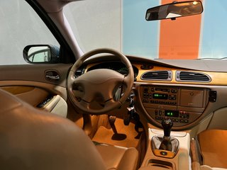 Jaguar S-Type 2000