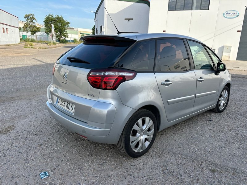 Citroen C4 Picasso 2012 - foto 1