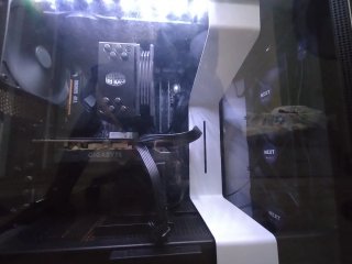 B450-Plus+Cooler Master 212