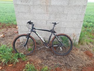 Bicicleta MTB Negra