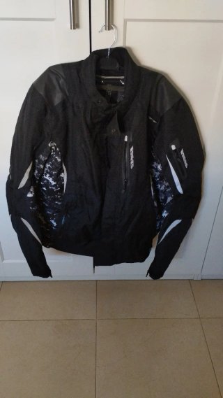 Chaquetas de moto negras