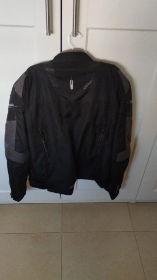 Chaquetas de moto negras
