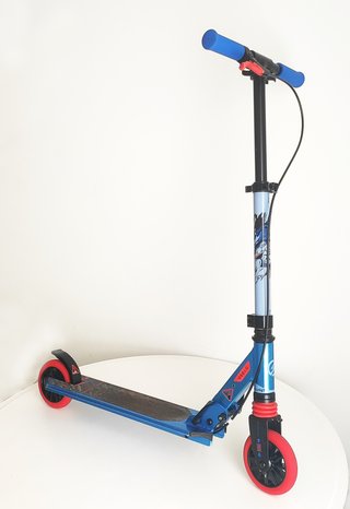 Patinete Oxelo MID5 con freno en manillar
