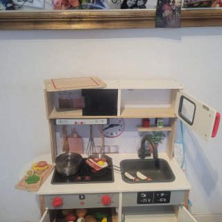 Cocinita de madera