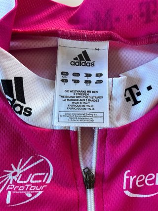 Pack Maillot y Chaleco Ciclista T-Mobile Adidas