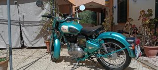 Royal Enfield Classic 500 EFI Verde