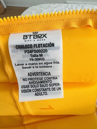 Chaleco y toalla BTBOX Talla M de 19 a 30 kg