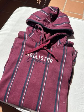 Sudadera Hollister Talla M Rayas