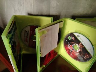 4 Giochi Xbox 360: Sherlock, Rapala, PES 2009