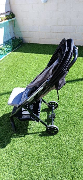 Passeggino Inglesina Quid grigio
